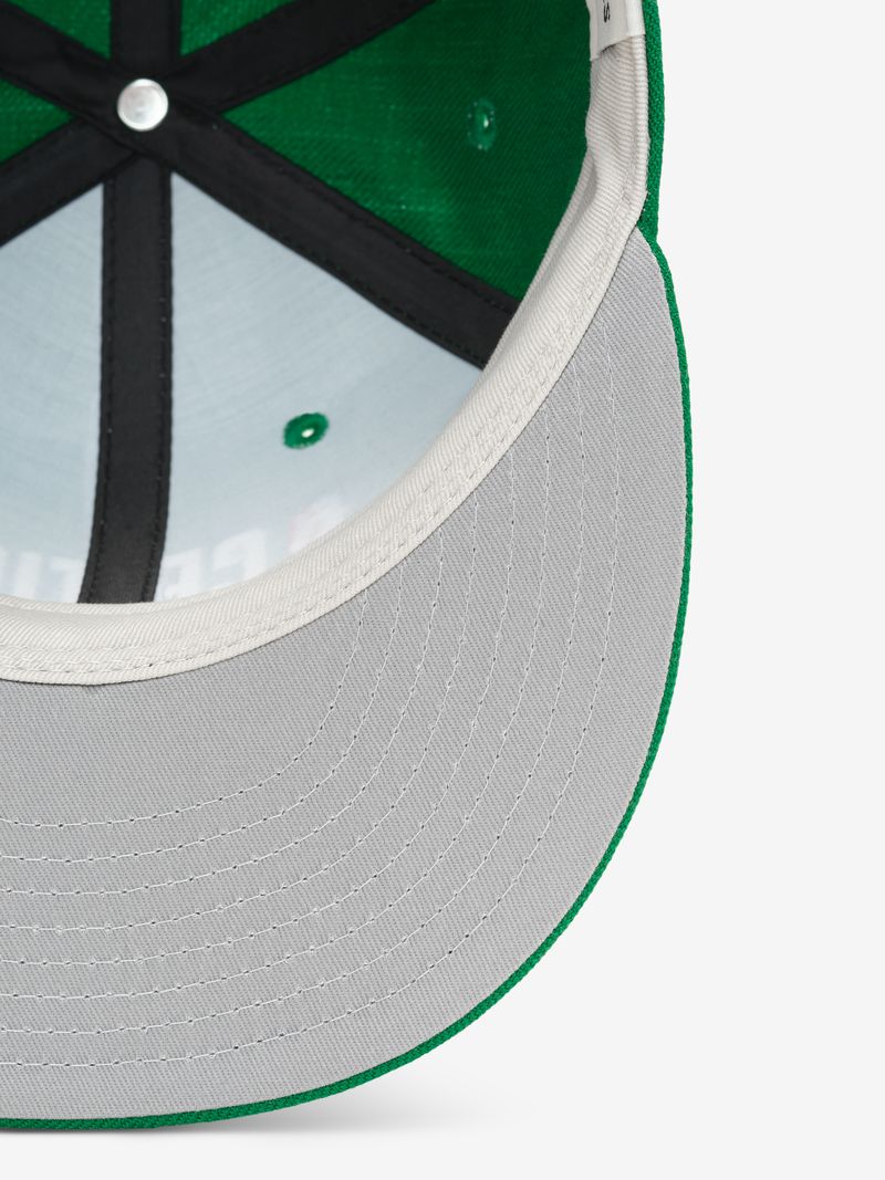 Inside view of Celtics 9Fifty RC Snapback showing grey brim underside and green interior panels hZR20rWQ.jpg gallery 0